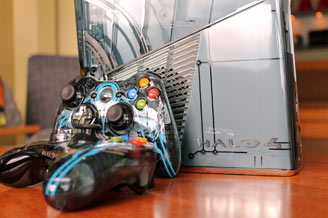 The Xbox 360 Limited Edition Halo 4 Console Bundle